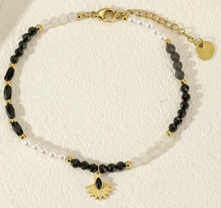 Chaine dorée Agathe Noire &fleur