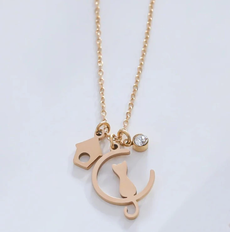 Collier chaine dor Chat Maison